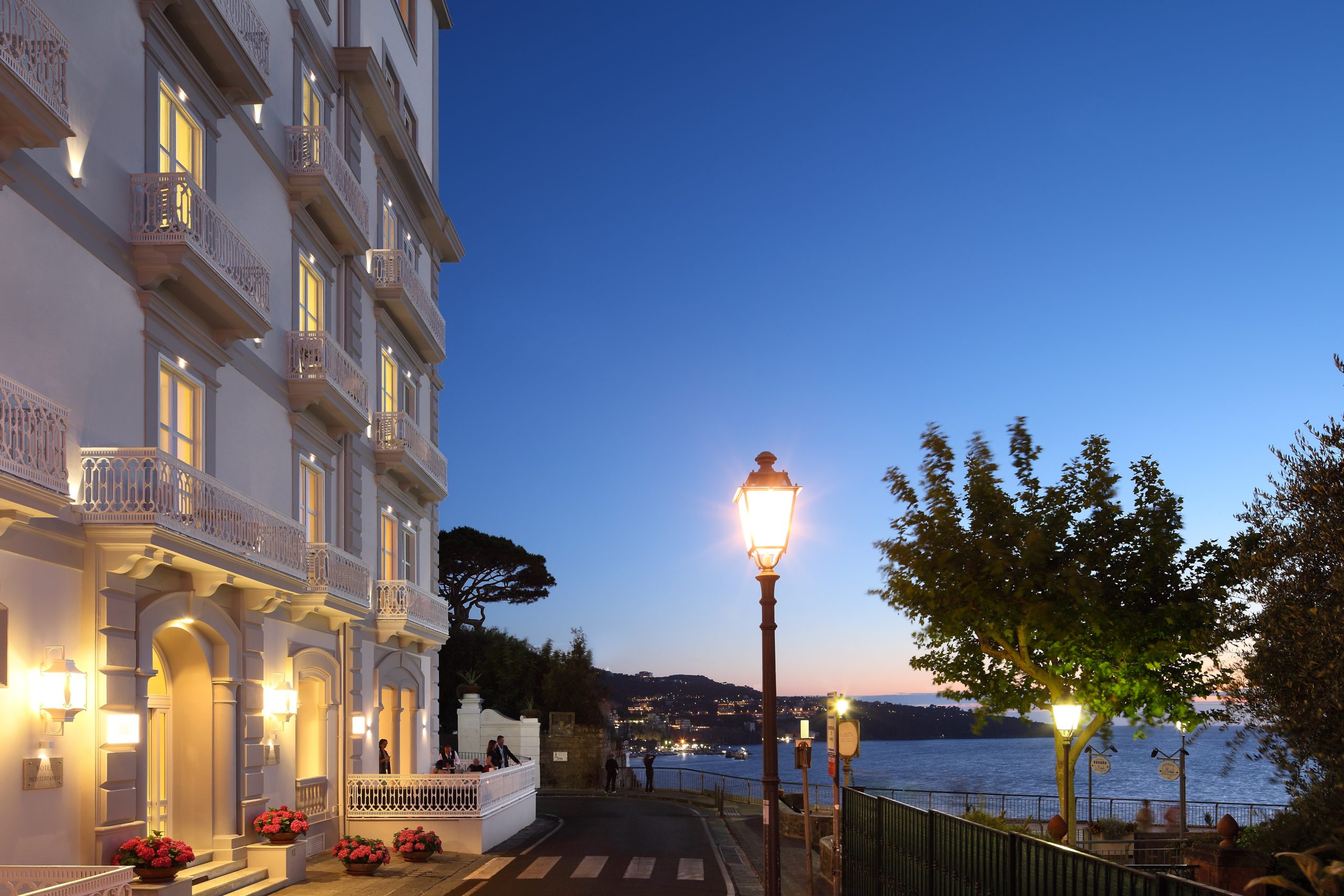 245 HOTEL MEDITERRANEO Hotel entrance at night copia